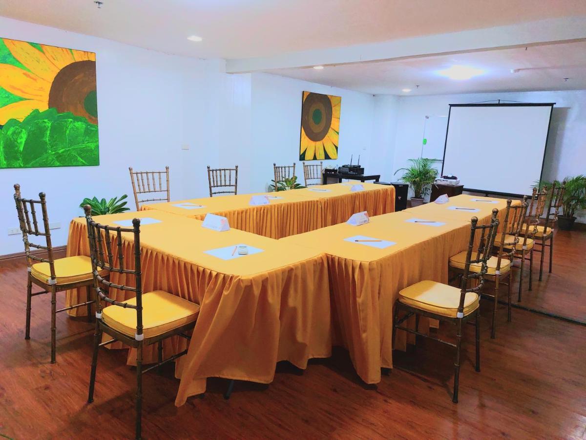 Tagaytay Hotel Sixb تاجيتاي المظهر الخارجي الصورة